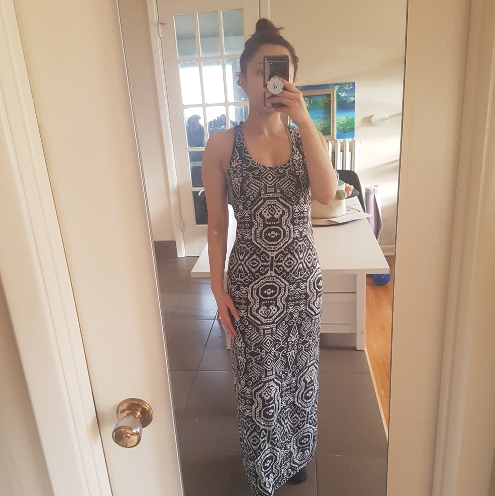 Black and white printed maxi dress